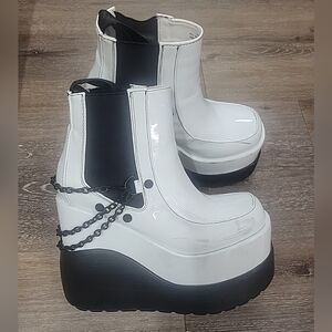 Demonia Void 50 White Platform Boots With Chains Size Womens 8